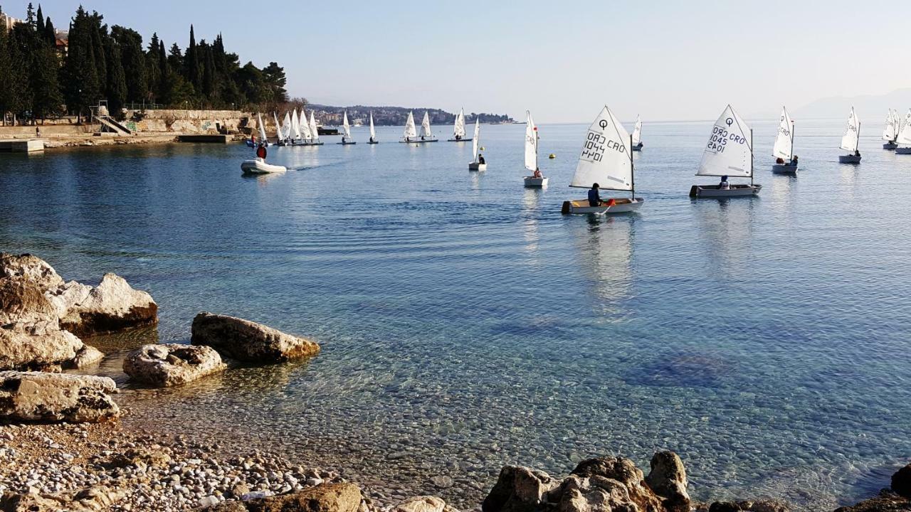 Apartments Adriatic Селце Экстерьер фото